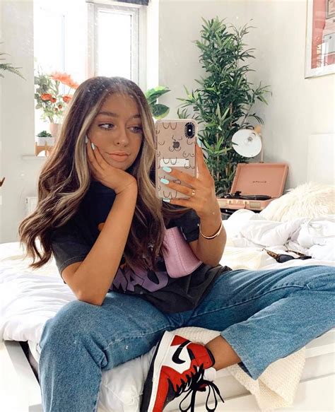 Pin by s0rry wh0 on anastasia kingsnorth | Air jordans, Jordan 1 gray