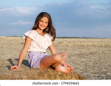 Attractive Girl Bikini On Sandy Beach Stock Photo 113711530 | Shutterstock