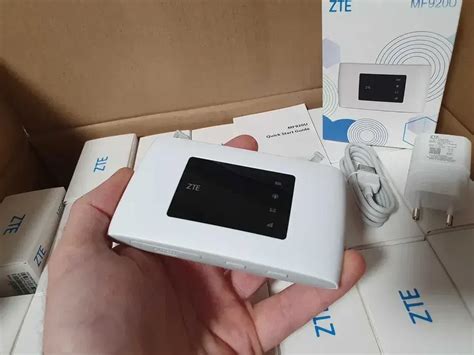Компактный мобильный роутер ZTE MF920u с поддержкой антенны MIMO ...