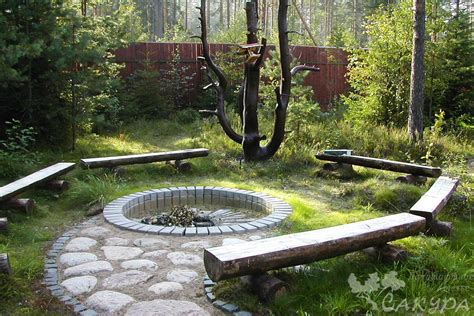 Место для отдыха, кострище в лесу | Садовые идеи, Кострище, Клумбы