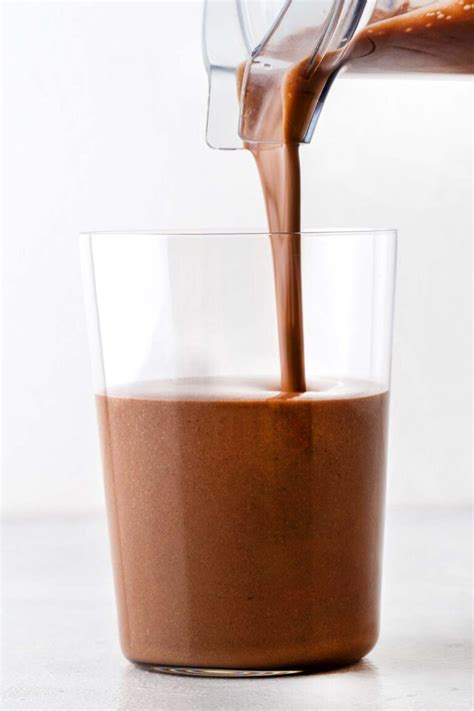 Mocha Smoothie - Smoothies and Shakes