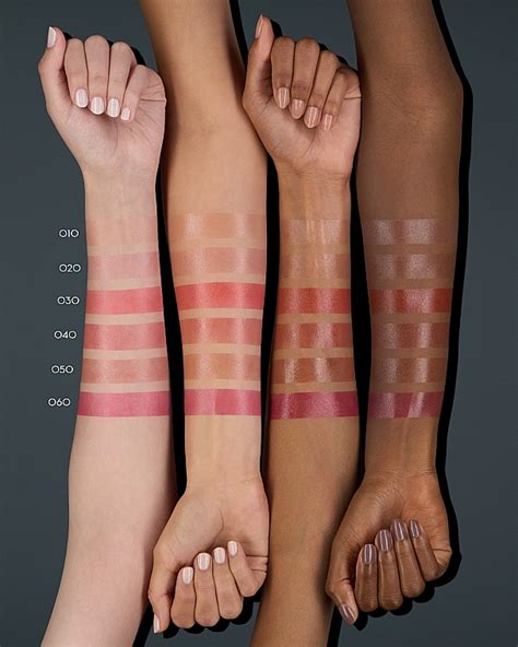 Catrice Melting Kiss Gloss Stick - Lip Gloss | Makeup.uk