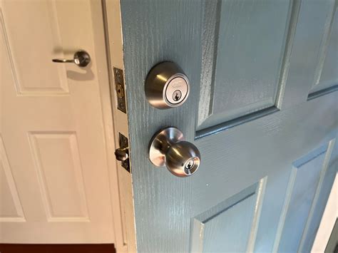 What Is A Deadbolt Door Lock | Storables