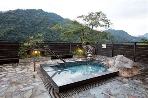 Scenic Hot Springs Naked Spa - 大板根森林溫泉酒店