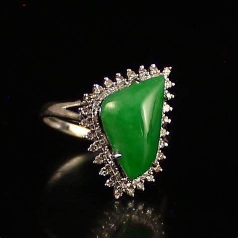 Jadeite Value, Price, and Jewelry Information - Gem Society