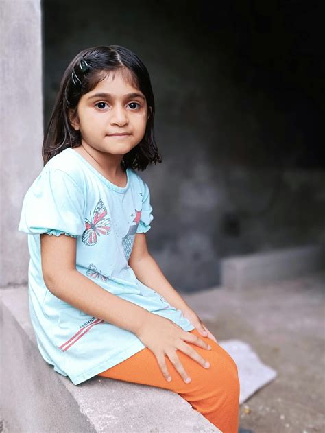 Cute Pakistani Girls Photos, Download The BEST Free Cute Pakistani