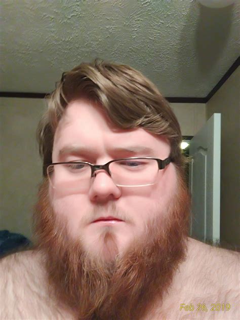 How do I look? Fat I know. : r/beards