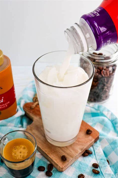 how to make caramel iced latte at home