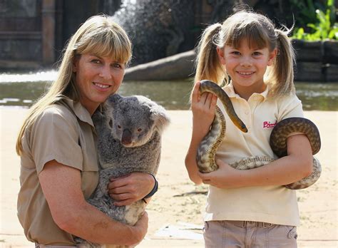 Bindi Irwin Shares Heartwarming Message to Mom Terri Irwin