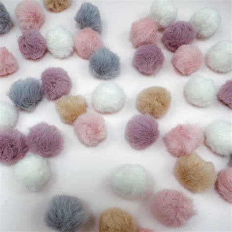 Dinky Faux Fur Pom Poms Bunny Tails – www.glitterglitteronthewall.com