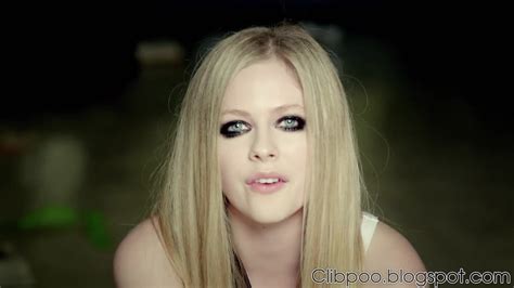 "Snapshot" Avril Lavigne - Here's To Never Growing Up | ClibpOO