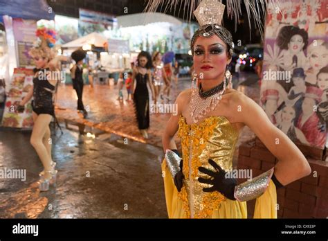 Ladyboys hi-res stock photography and images - Alamy