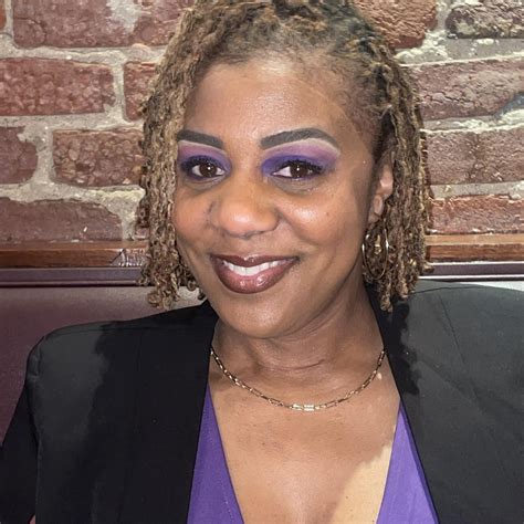 Shayla Honablew Realtor with the William Close Group | Alexandria VA