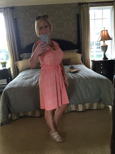 Beautiful Old Woman, Pretty Woman, Tight Dresses, Nice Dresses, Older