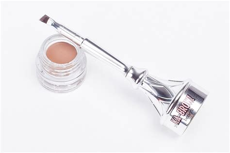 Benefit Wow Your Brows: обзор средств | Beauty Insider