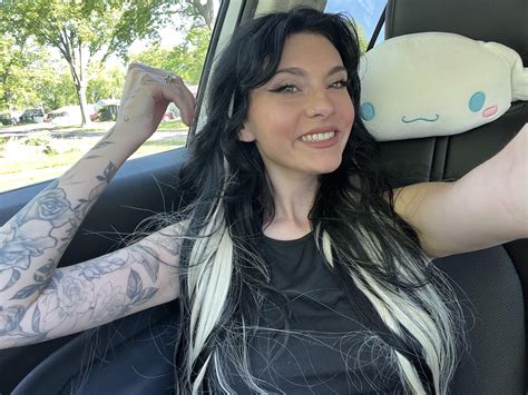 Tattooed Girls & Models