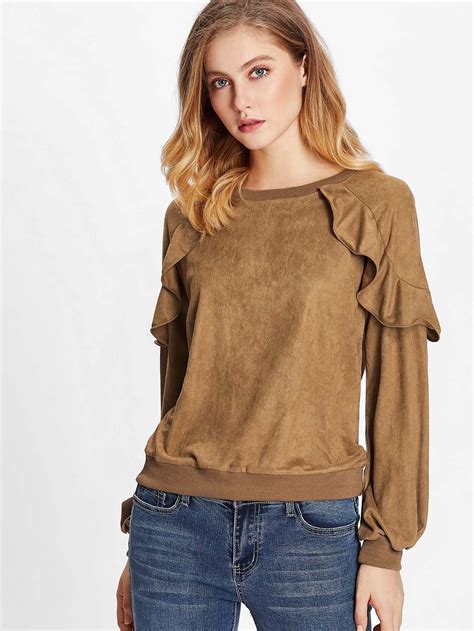 Модный замшевый свитшот с оборкой | Blouse outfit casual, Fashion ...