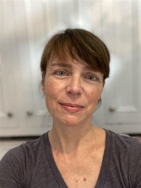 [F44]Just adding my older face to all the beautiful young people on