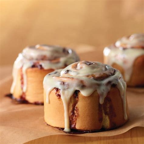 Cinnabon Classic Roll® - Schlotzsky's, View Online Menu and Dish Photos ...