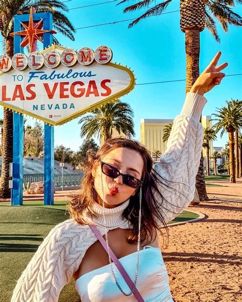 Ale Ivanova | Las Vegas baby ♠️♥️ | Instagram