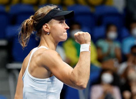 Samsonova keeps up strong run to set up Tokyo showdown with Zheng | Reuters