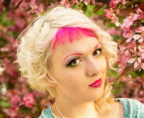 23 Gorgeous Bangs Hairstyles to Try for Round Faces | Hairdo Hairstyle
