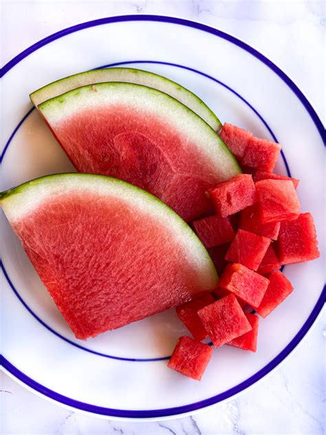 How to Cut a Watermelon (Into Cubes & Slices) - Tastefully Grace