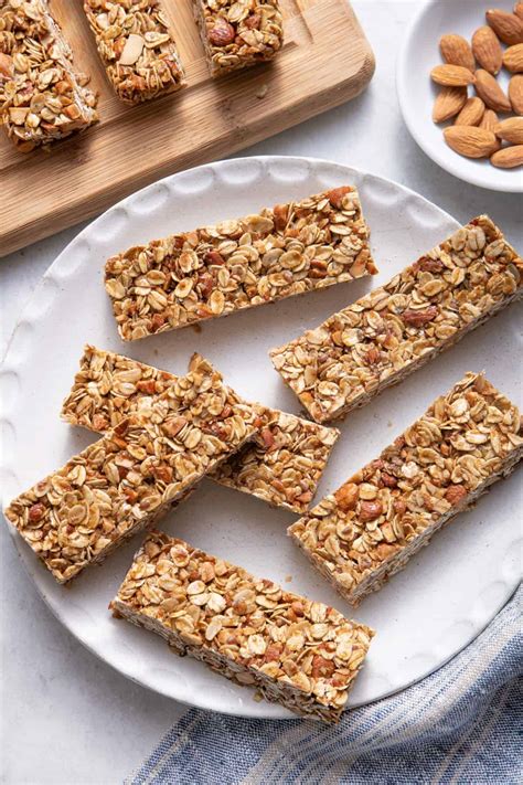 Honey Oat Granola Bars - Feel Good Foodie