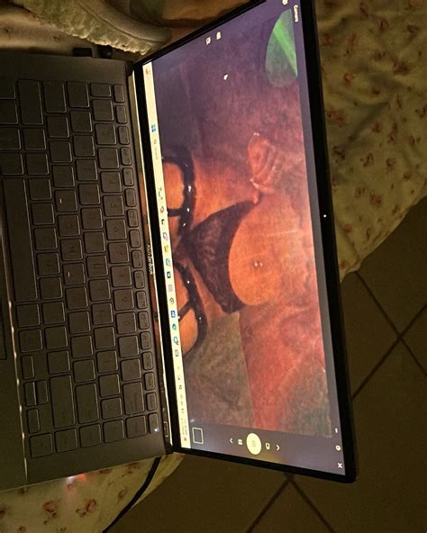 clarissa danielle | : nighty . . . #laptop #laptoplifestyle #nightwear