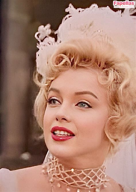 Pornstar With Big Boob Wallpapers for iPad — Free HD Collection