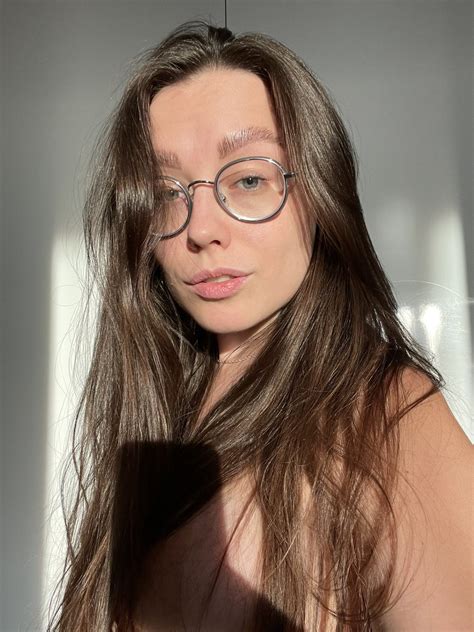 Анна Яблоня on Twitter: "Не выбрала, что именно будет в #нюдсочетверг ...