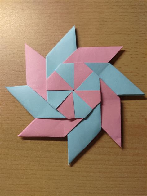 дошкольное идеи adlı kullanıcının Ваши пины panosundaki Pin | Origami ...