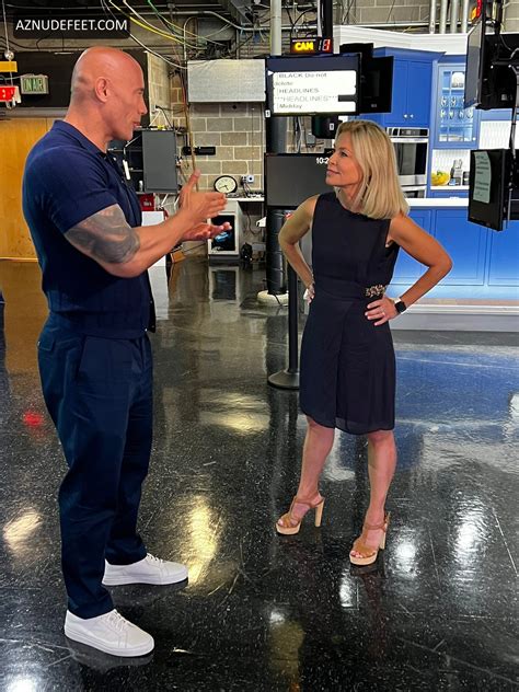 TRACY SMITH Feet - AZNudeFeet