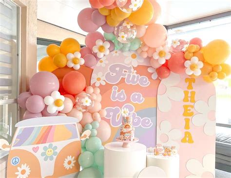 Groovy one birthday party – Artofit