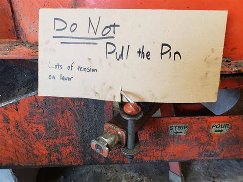 Returning this drive shaft : ScarySigns