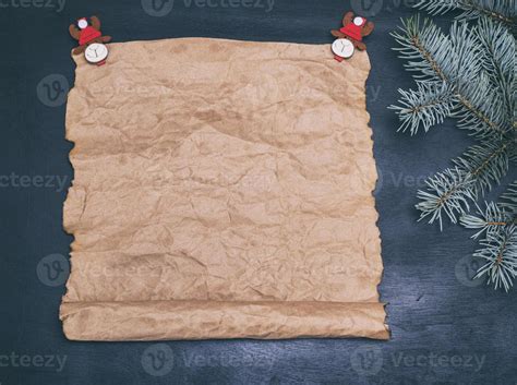 empty scroll  brown kraft paper  stock photo  vecteezy