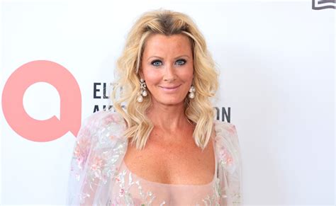 sandra lee net worth
