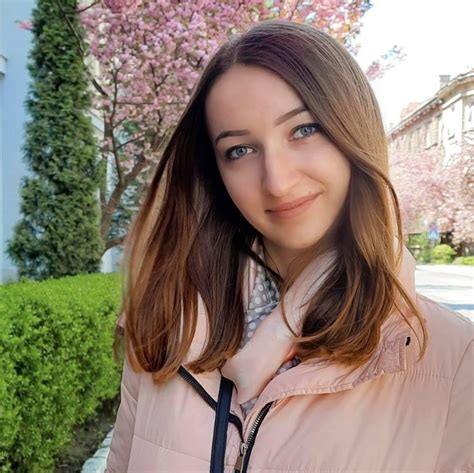 Maryna Kravchenko - Case Manager - Centre for Newcomers | LinkedIn