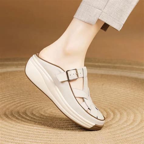 Aueoeo Women's Slip On Platform Sandals Comfortable Closed Toe Flatform