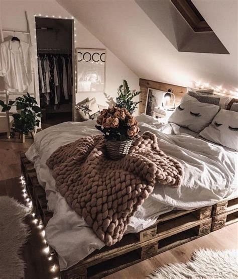Follow my pinterest @f1233v | Bedroom decor, Teen bedroom decor, Room ...