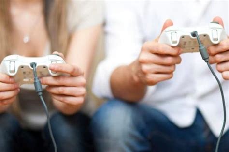 mitos  fakta cowok main game kekerasan bisa bikin agresif