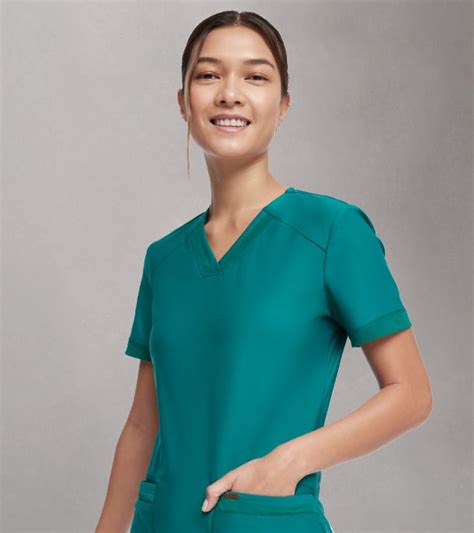 Cherokee Scrubs & Medical Uniforms | Cherokee Uniforms