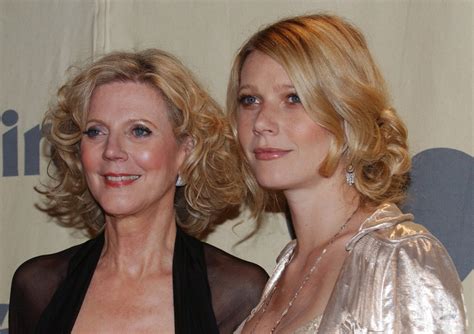 Blythe Danner - Biography, Height & Life Story | Super Stars Bio