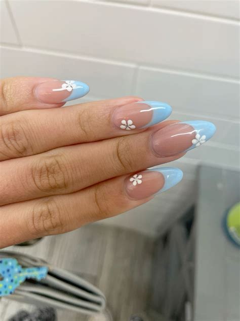 light blue nail inspo   blue nails simple nails blue acrylic