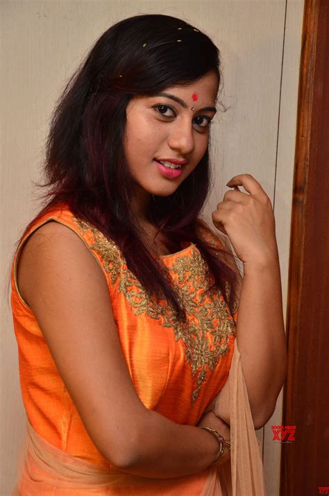 Ammayi Premalo Padithe Movie Opening Gallery - Social News XYZ