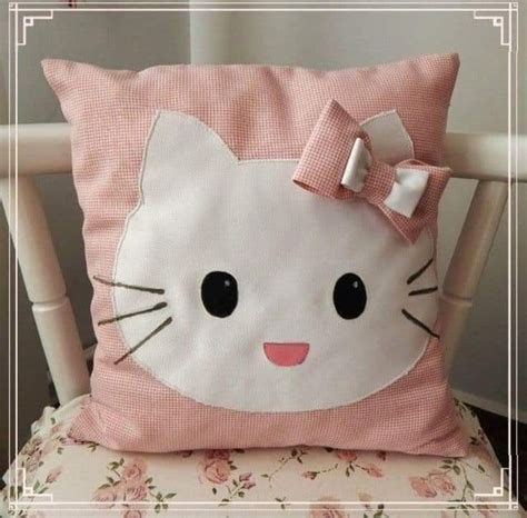 Hello Kitty | Поделки из подушек, Подушки с бантиками, Животные подушки