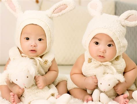 cara mendapatkan bayi perempuan kembar 1