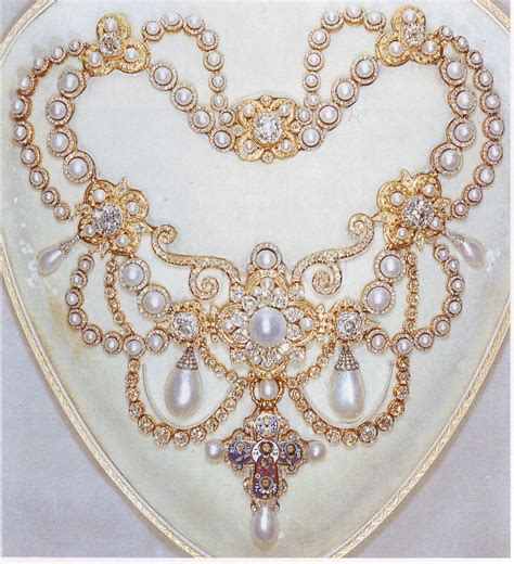 queen victorias golden jubilee necklace  enchanted manor
