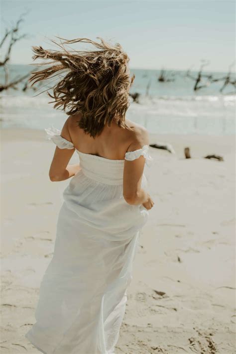 Meet Dana Hayes - CanvasRebel Magazine