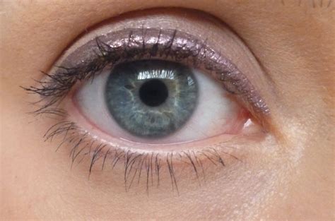 Ksu Esu: Гипоаллергенная влагостойкая подводка для глаз El Corazon Eyeliner